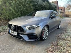 Mörkgrå Begagnad 2022 Mercedes A45 AMG AMG Halvkombi | 500 000 kr (Superpris)