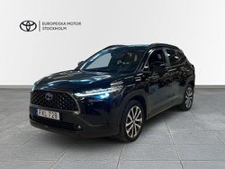 Svart Begagnad 2022 Toyota Corolla Cross Executive SUV | 399 900 kr (Lite dyr)