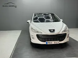 Vit Begagnad 2009 Peugeot 308 Halvkombi | 37 900 kr (Marknadspris)