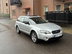 Silver Begagnad 2005 Subaru Outback Kombi | 28 000 kr (Superpris)