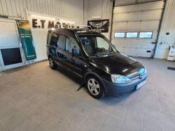 Svart Begagnad 2010 Opel Combo Minibuss | 14 900 kr (Bra pris)