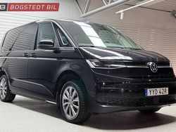 Svart Begagnad 2023 VW Multivan Van | 519 000 kr (Lite dyr)