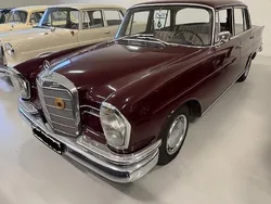 Mercedes W111