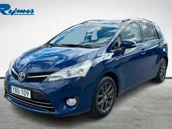 Mörkblå Begagnad 2015 Toyota Verso Multidrive S Minibuss | 149 100 kr (Marknadspris)