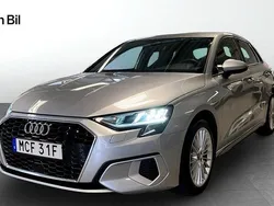 Silver Begagnad 2022 Audi A3 Sportback Advanced Plus Halvkombi | 234 000 kr (Marknadspris)