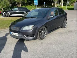 Grå Begagnad 2006 Ford Focus ST Halvkombi | 55 000 kr