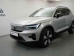 Silver Begagnad 2024 Volvo XC40 SUV | 479 900 kr