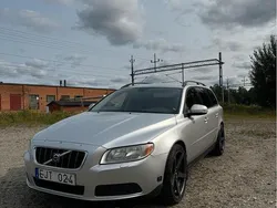 Grå Begagnad 2009 Volvo V70 Kinetic Kombi | 33 000 kr (Marknadspris)