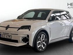 Vit (white) Ny 2025 Renault R5 Techno Halvkombi | 399 900 kr (Marknadspris)