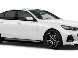 Vit Ny 2025 BMW 530e Comfort Edition Sedan | 779 900 kr (Marknadspris)