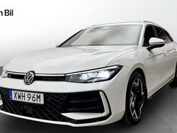 Pure white Begagnad 2025 VW Passat R-line Kombi | 434 900 kr (Dyr)