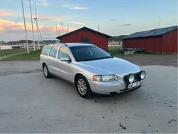 Grå Begagnad 2006 Volvo V70 Business Edition Kombi | 25 000 kr (Dyr)