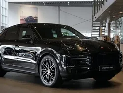 Svart Ny 2024 Porsche Cayenne SUV | 1 295 000 kr (Marknadspris)