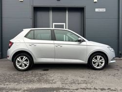 Silver Begagnad 2019 Skoda Fabia Halvkombi | 119 800 kr (Marknadspris)