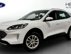Frozen white Begagnad 2021 Ford Kuga Titanium SUV | 234 900 kr (Bra pris)