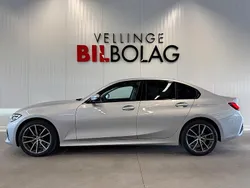 Silver Begagnad 2019 BMW 320 Sport Line Sedan | 299 500 kr (Bra pris)