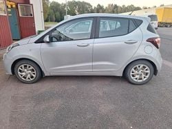 Silver Begagnad 2018 Hyundai i10 Halvkombi | 70 000 kr (Bra pris)