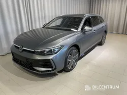Ny 2025 VW Passat R-line Kombi | 556 400 kr (Marknadspris)