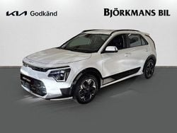 Vit (/ud/ clear white) Begagnad 2022 Kia e-Niro SUV | 309 000 kr (Lite dyr)