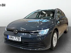 Grå Begagnad 2021 VW Golf VIII Kombi | 259 900 kr (Marknadspris)