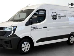 Vit (white) Ny 2024 Renault Master Van | 749 875 kr