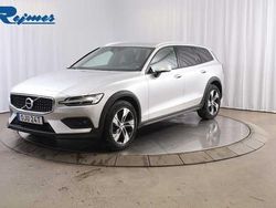 Begagnad 2022 Volvo V60 CC Kombi | 288 800 kr (Marknadspris)