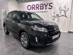 Svart Ny 2025 Suzuki Vitara SUV | 308 800 kr (Marknadspris)