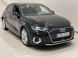 Svart (brilliantsvart) Begagnad 2023 Audi A3 Sportback Advanced Plus Halvkombi | 274 900 kr (Marknadspris)