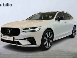 Vit Begagnad 2025 Volvo V90 Kombi | 549 900 kr (Dyr)