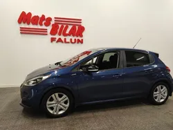 Mörkblå Begagnad 2017 Peugeot 208 Active Halvkombi | 89 900 kr (Marknadspris)
