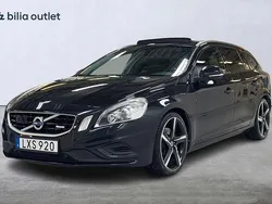 Svart Begagnad 2011 Volvo V60 R-Design Kombi | 169 900 kr (Marknadspris)