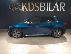 Blå Begagnad 2022 Cupra Born Halvkombi | 229 800 kr (Marknadspris)