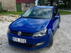 Blå Begagnad 2013 VW Polo Halvkombi | 78 000 kr (Lite dyr)