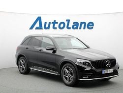 Svart Begagnad 2018 Mercedes GLC220 AMG SUV | 319 900 kr (Marknadspris)