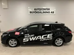 Svart Ny 2024 Suzuki Swace Kombi | 339 900 kr (Marknadspris)