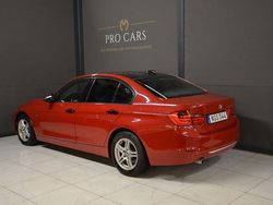 Röd Begagnad 2013 BMW 320 Sedan | 114 500 kr (Bra pris)