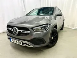 Mörkgrå (grå) Begagnad 2020 Mercedes GLA200 SUV | 329 900 kr (Bra pris)