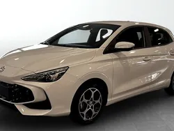 Vit (white) Begagnad 2024 MG MG3 Luxury Halvkombi | 269 990 kr (Marknadspris)