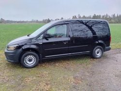 Svart Begagnad 2018 VW Caddy Maxi Minibuss | 122 000 kr (Superpris)