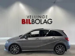 Mörkgrå (grå) Begagnad 2016 Mercedes B180 Minibuss | 169 500 kr (Marknadspris)