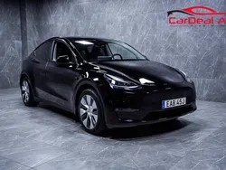 Svart Begagnad 2023 Tesla Model Y Long Range SUV | 399 800 kr (Bra pris)