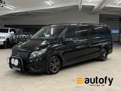 Svart Begagnad 2016 Mercedes Vito Van | 198 900 kr
