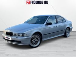 Ljusgrå Begagnad 2002 BMW 520 M Sport Sedan | 44 900 kr