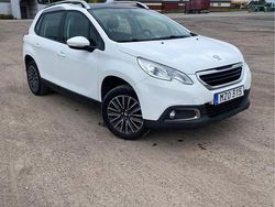 Vit Begagnad 2016 Peugeot 2008 SUV | 101 500 kr (Marknadspris)