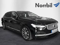 Svart Begagnad 2022 Volvo V90 Momentum Kombi | 374 900 kr (Lite dyr)