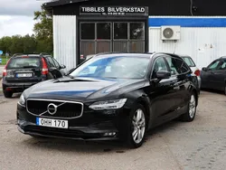 Svart Begagnad 2016 Volvo V90 Momentum Kombi | 169 990 kr (Marknadspris)