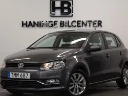 Mörkgrå (grå) Begagnad 2015 VW Polo Halvkombi | 79 900 kr (Marknadspris)