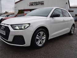 Vit Begagnad 2019 Audi A1 Sportback Advanced Halvkombi | 179 900 kr (Bra pris)