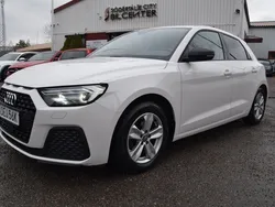 Vit Begagnad 2019 Audi A1 Sportback Advanced Halvkombi | 189 990 kr (Marknadspris)