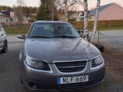 Brun Begagnad 2007 Saab 9-5 Linear Kombi | 5 000 kr (Superpris)